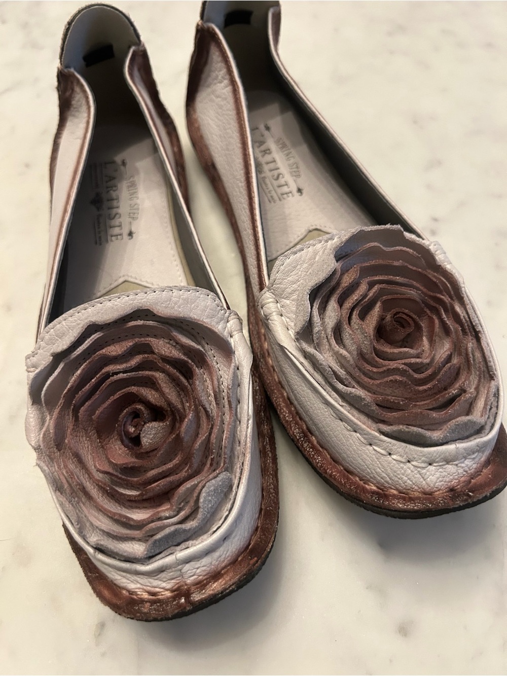 L'artiste NEW Spring Step Dezi Natural Slip On Leather Shoes Flower EUR 41
